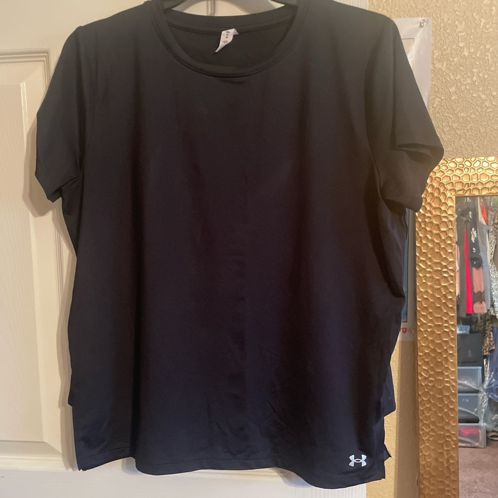 Under Armour Black Crew Neck Performance jersey